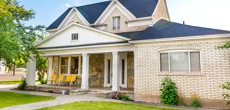 Why Homeowners in Palmdale Sell Their Houses After Losing a Job – And How We Can Help