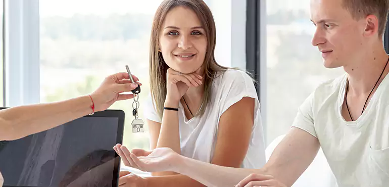 Why Choose Palmdale Home Buyers to Sell Your House Our Investors in Palmdale, CA?