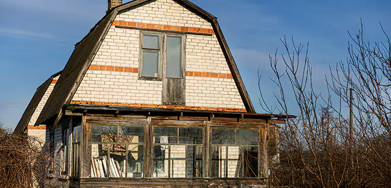 Types of Houses We Buy Without Repairs in Palmdale, CA
